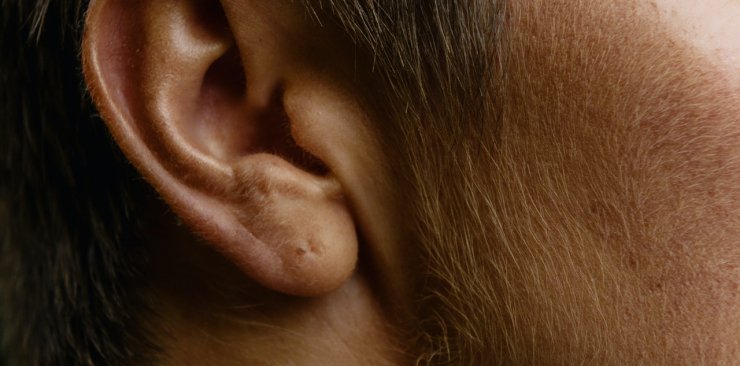 Ból ucha u dorosłych – przyczyny i leczenie