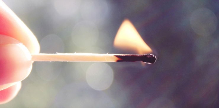 Pierwsza pomoc przy oparzeniach – jakie produkty z apteki pomogą?